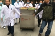 [图]爱心年夜饭，跨年更温暖！市福利医院关爱精神病人共度新春佳节